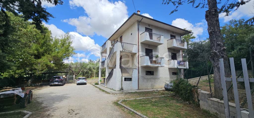 appartamento in vendita a Montecosaro