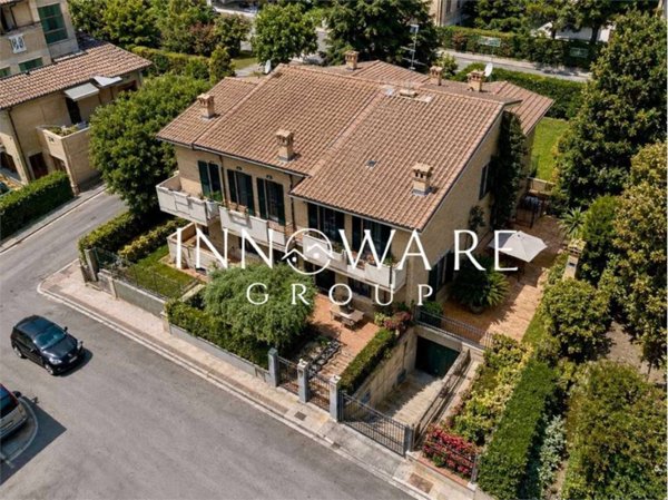 casa indipendente in vendita a Montecosaro in zona Borgo Stazione