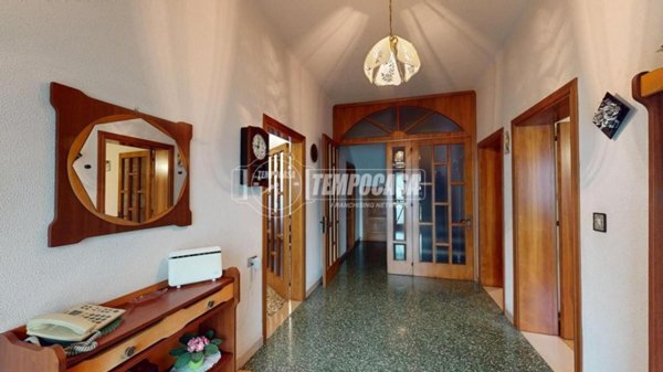 casa indipendente in vendita a Montecosaro in zona Borgo Stazione