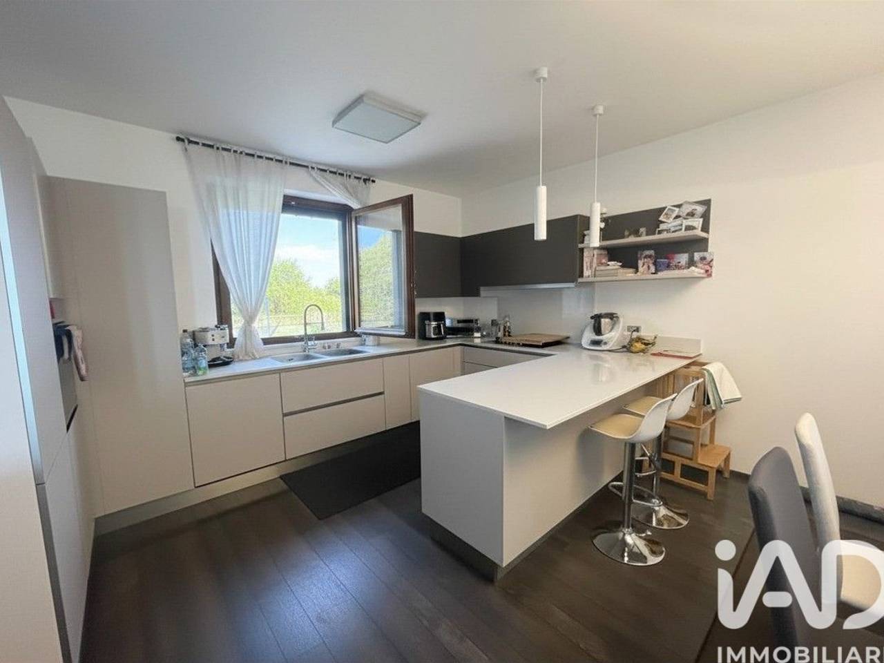 appartamento in vendita a Montecosaro in zona Borgo Stazione