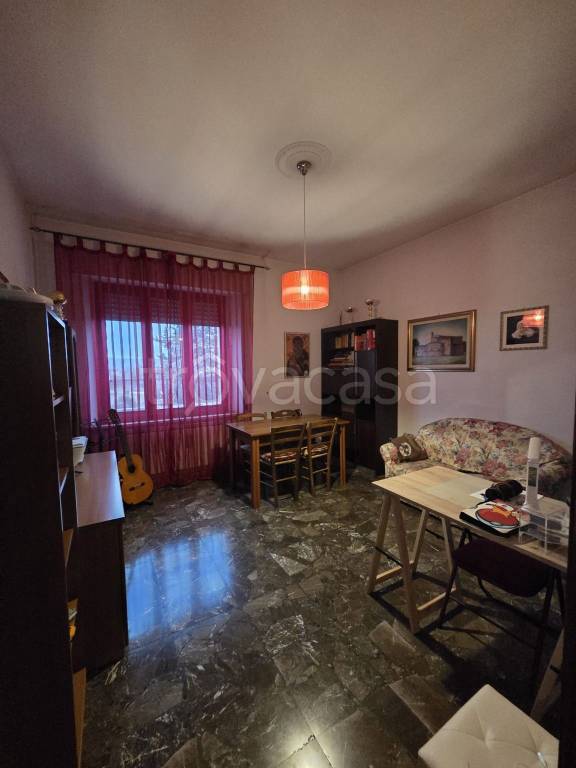 appartamento in vendita a Montecosaro in zona Borgo Stazione