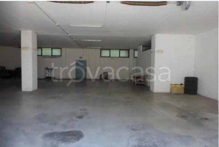 appartamento in vendita a Montecosaro in zona Borgo Stazione