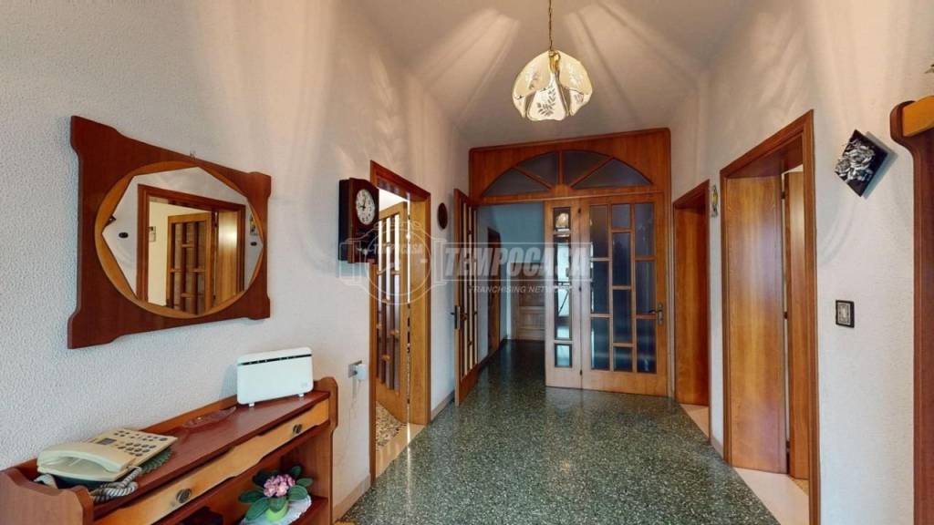casa indipendente in vendita a Montecosaro in zona Borgo Stazione