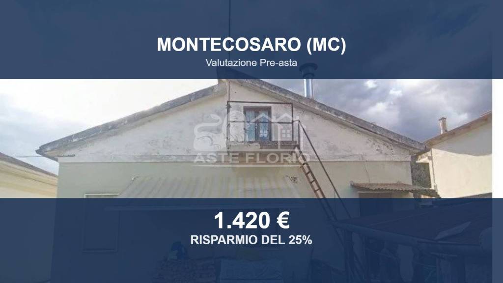 locale di sgombero in vendita a Montecosaro in zona Borgo Stazione