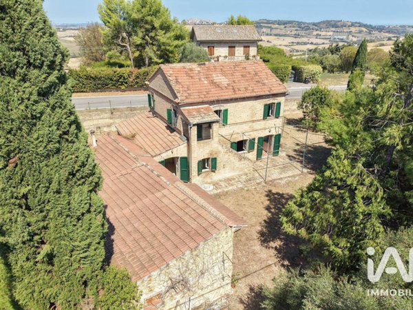casa indipendente in vendita a Montecosaro in zona Crocette