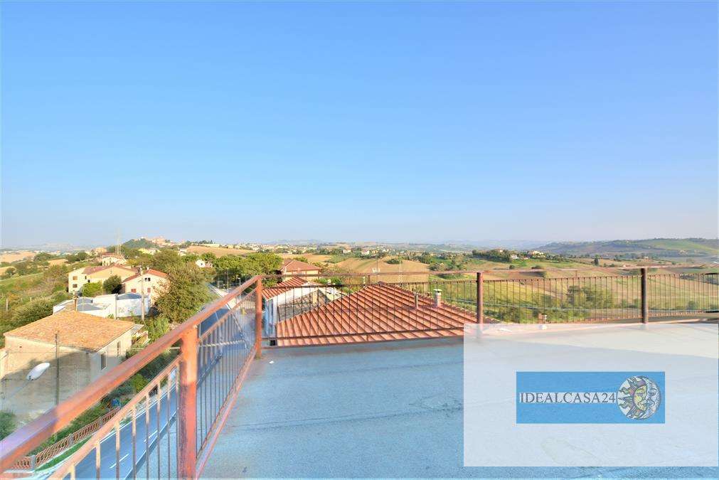 appartamento in vendita a Montefano in zona Montefanovecchio