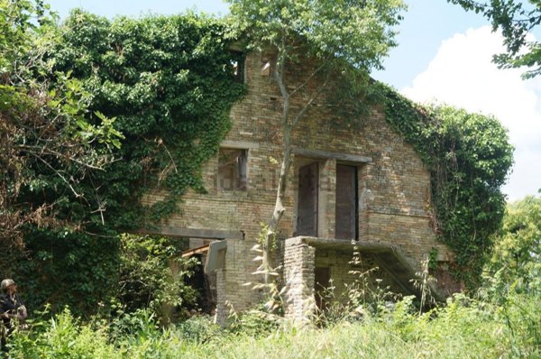 casale in vendita a Montefano