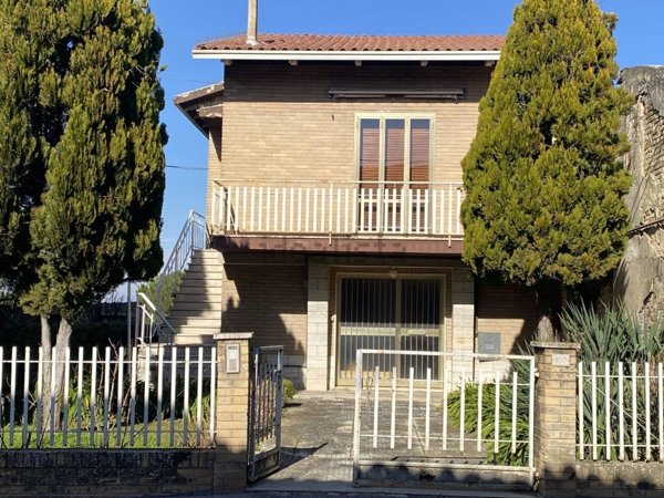 casa indipendente in vendita a Montefano