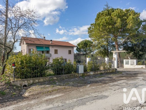 casa indipendente in vendita a Montefano