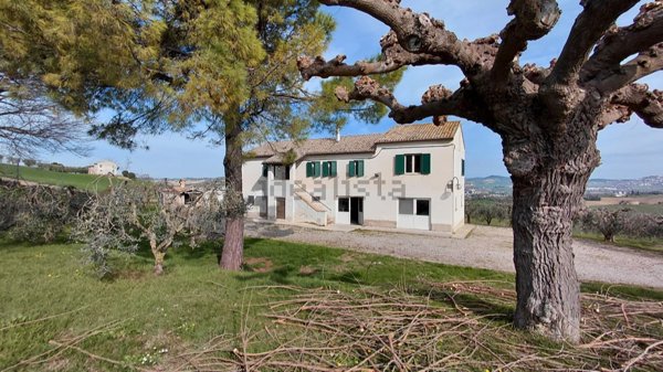 casa indipendente in vendita a Montefano