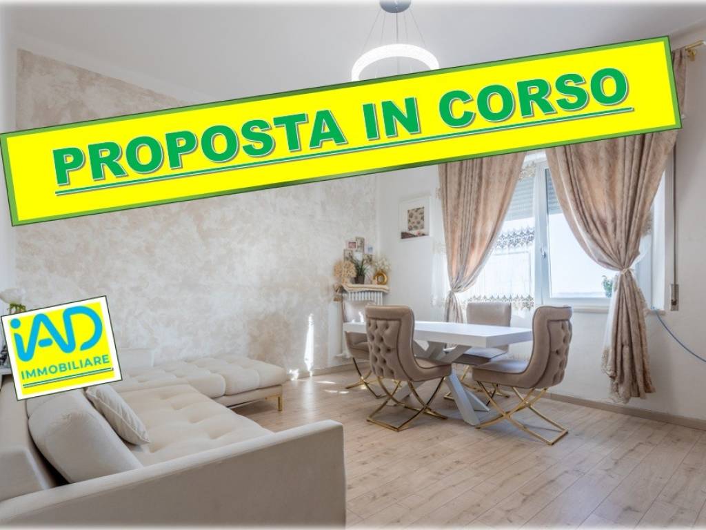 appartamento in vendita a Montefano in zona Montefanovecchio