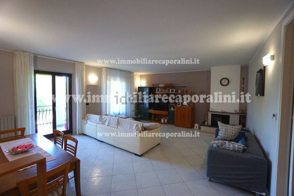casa indipendente in vendita a Montefano in zona Montefanovecchio