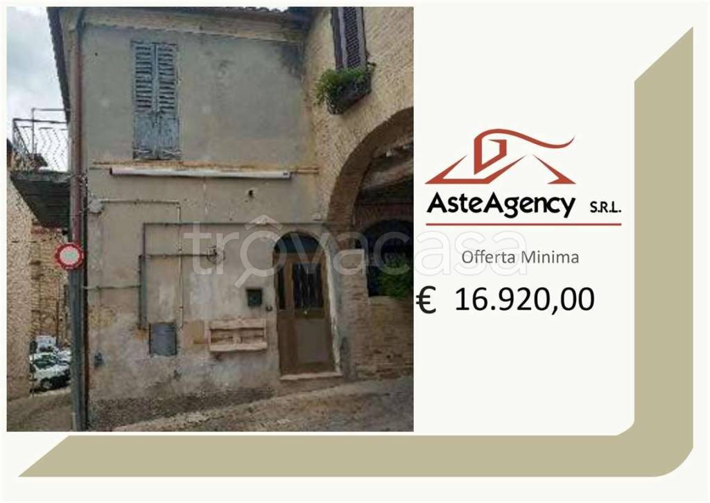 appartamento in vendita a Montefano in zona Montefanovecchio