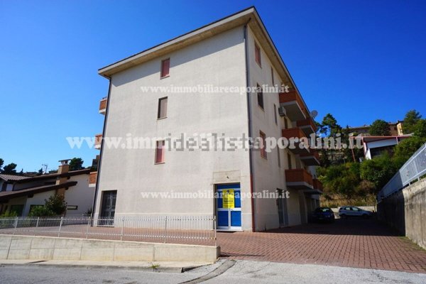 appartamento in vendita a Montefano in zona Montefanovecchio