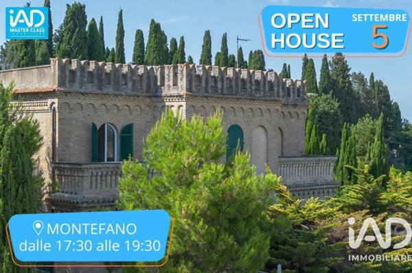 casa indipendente in vendita a Montefano in zona Montefanovecchio