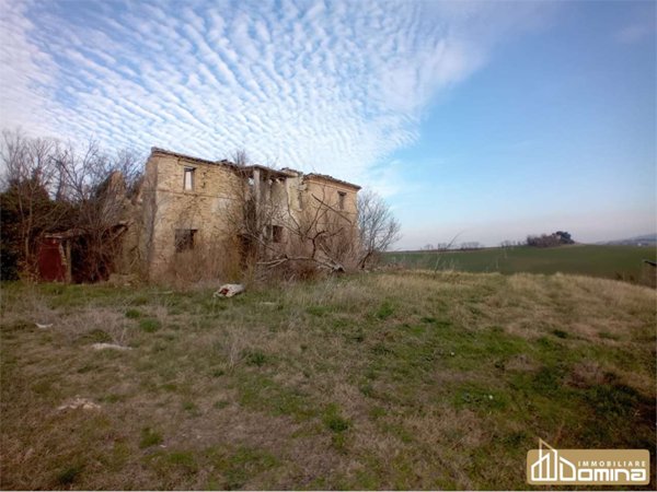 casa indipendente in vendita a Montefano in zona Montefanovecchio