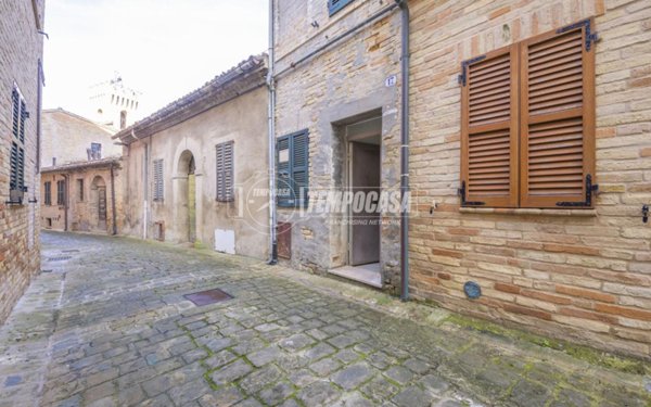 casa indipendente in vendita a Montelupone