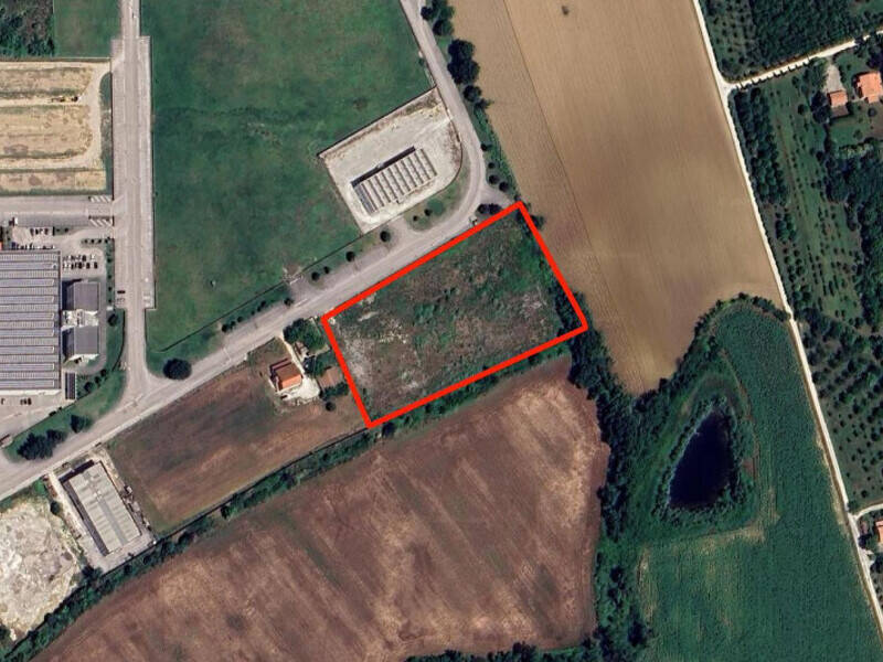 terreno agricolo in vendita a Montelupone