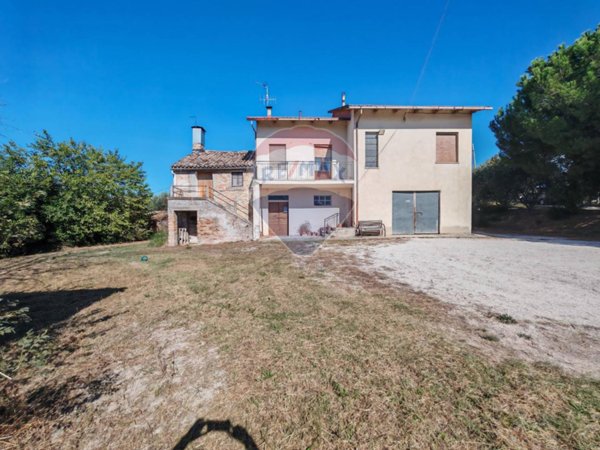 casa indipendente in vendita a Montelupone