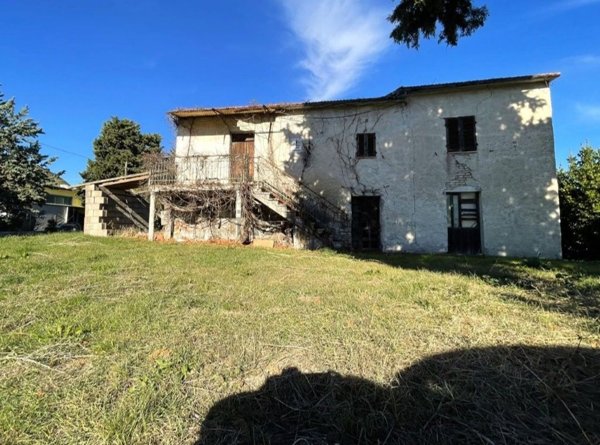 casa indipendente in vendita a Montelupone