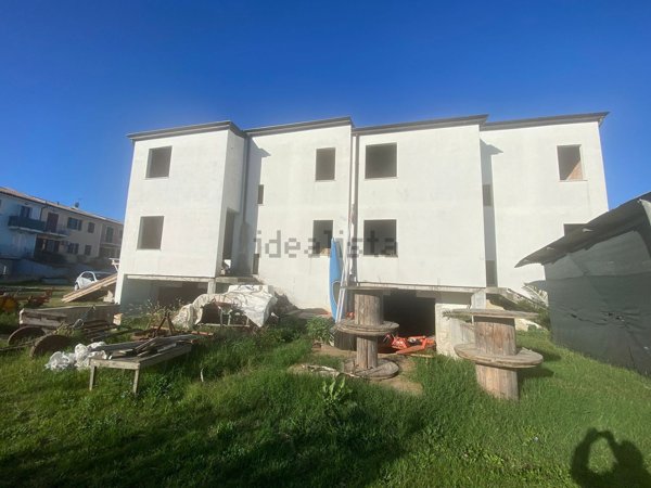 casa indipendente in vendita a Montelupone