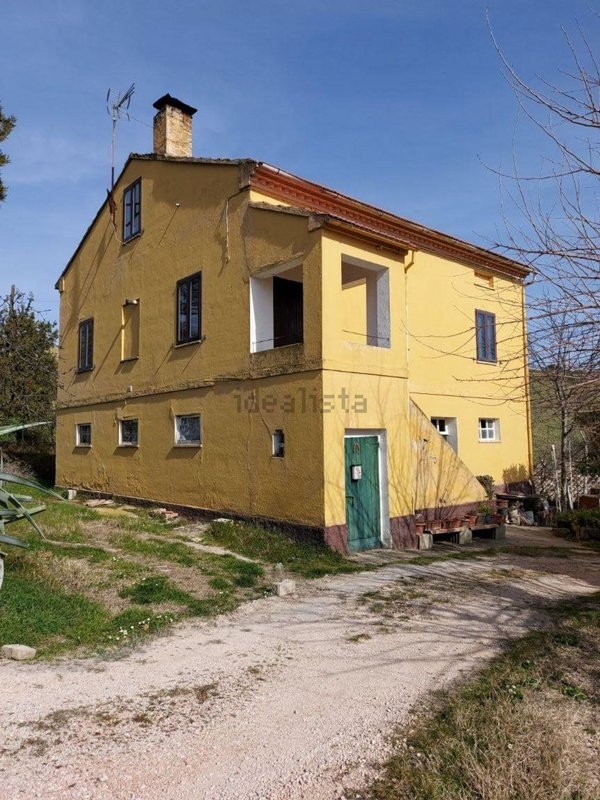 appartamento in vendita a Montelupone in zona San Firmano