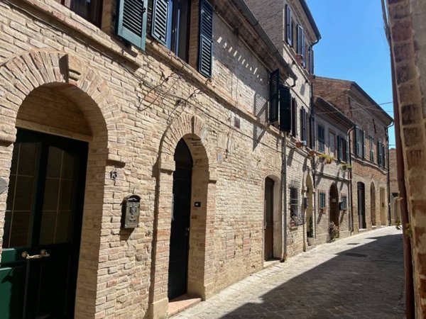casa indipendente in vendita a Montelupone