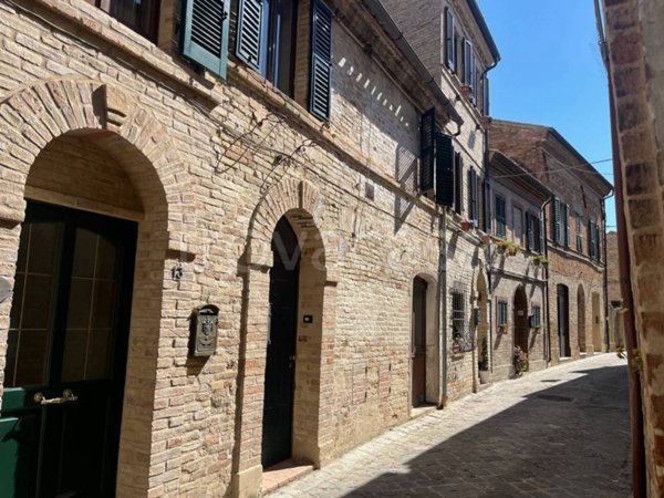 casa indipendente in vendita a Montelupone