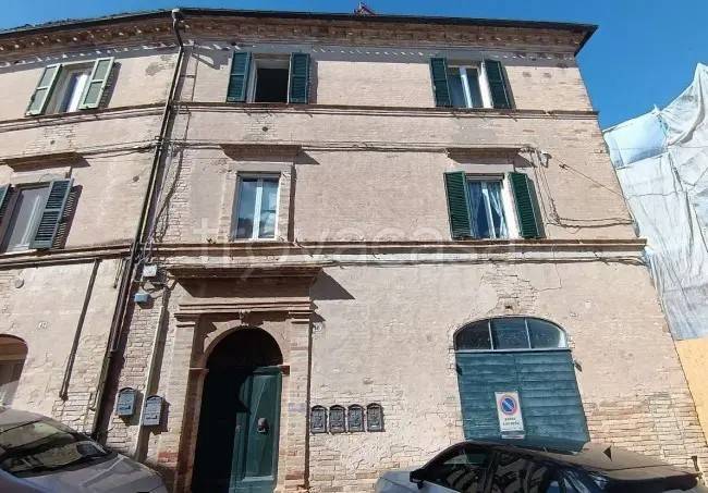 appartamento in vendita a Montelupone