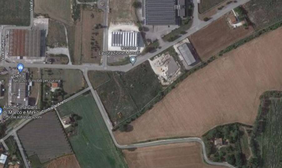 terreno edificabile in vendita a Montelupone