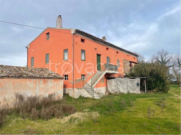 casa indipendente in vendita a Montelupone in zona San Firmano