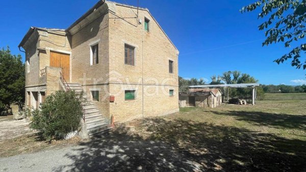 casa indipendente in vendita a Monte San Giusto in zona Villa San Filippo