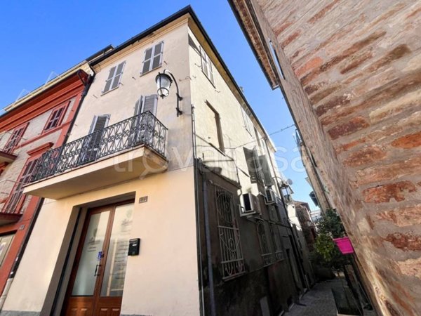 casa indipendente in vendita a Monte San Giusto