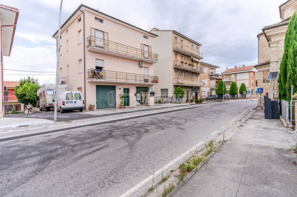 casa indipendente in vendita a Monte San Giusto