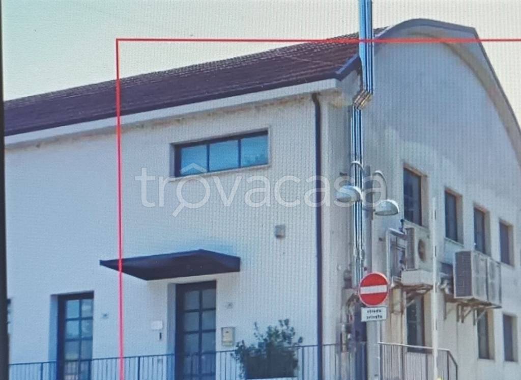 casa indipendente in vendita a Monte San Giusto in zona Villa San Filippo