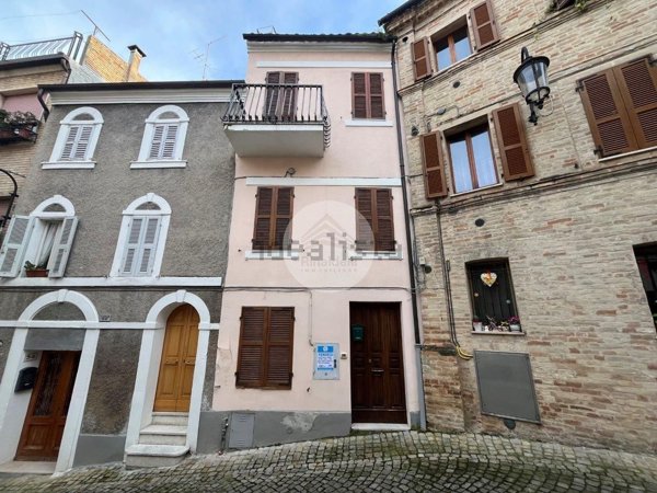 casa indipendente in vendita a Monte San Giusto