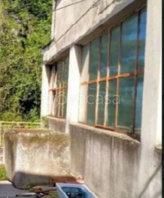 negozio in vendita a Monte San Giusto