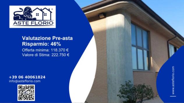 locale commerciale in vendita a Monte San Giusto