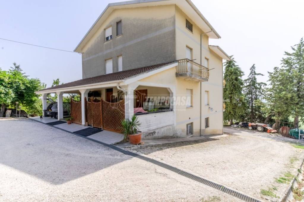 appartamento in vendita a Monte San Giusto