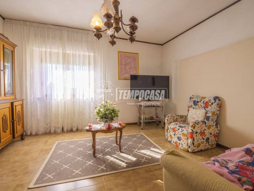 appartamento in vendita a Monte San Giusto in zona Villa San Filippo