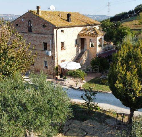 casa indipendente in vendita a Monte San Giusto in zona Villa San Filippo