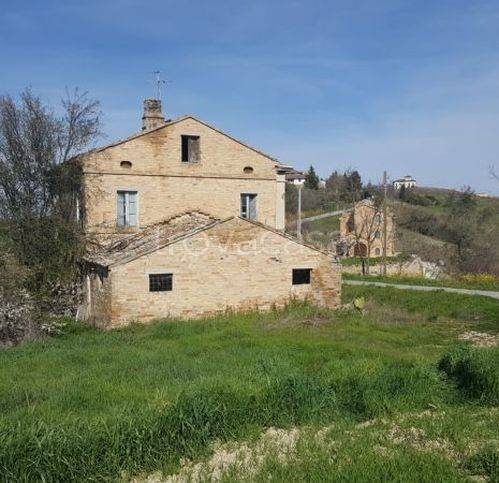 casa indipendente in vendita a Monte San Giusto