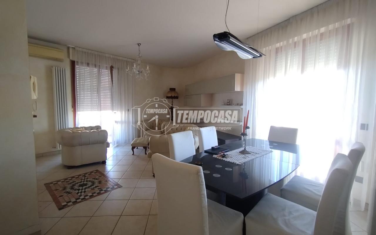 casa indipendente in vendita a Monte San Giusto in zona Villa San Filippo