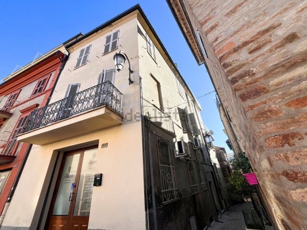 casa indipendente in vendita a Monte San Giusto