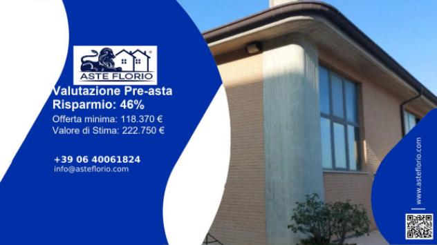 locale commerciale in vendita a Monte San Giusto