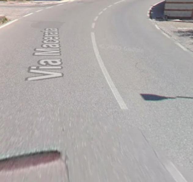 negozio in vendita a Monte San Giusto