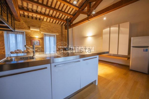 appartamento in vendita a Monte San Giusto in zona Villa San Filippo