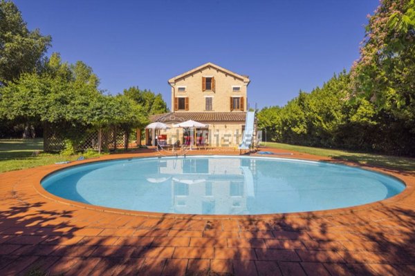 casa indipendente in vendita a Monte San Giusto in zona Villa San Filippo