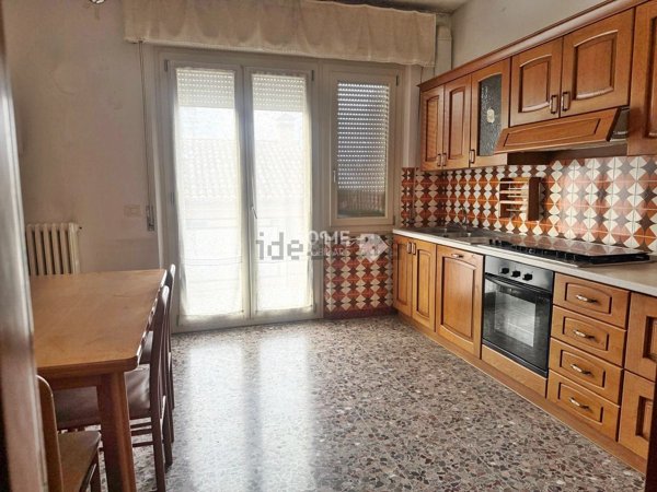 appartamento in vendita a Monte San Giusto in zona Villa San Filippo