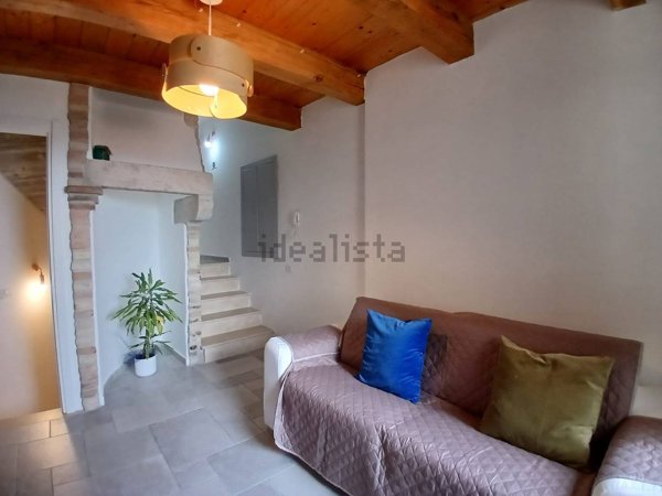 casa indipendente in vendita a Monte San Giusto